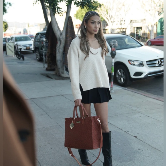 LEATHER PURSE LARGE TOTE BAG G3 by Tote&Carry - Picture 3 of 5